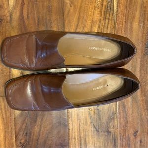 Naturalizer Brown Loafer Heels - 10N